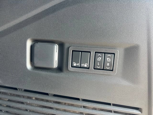 New 2026 Chevrolet Tahoe RST w/ Advanced Technology Package AWD/4WD image 17