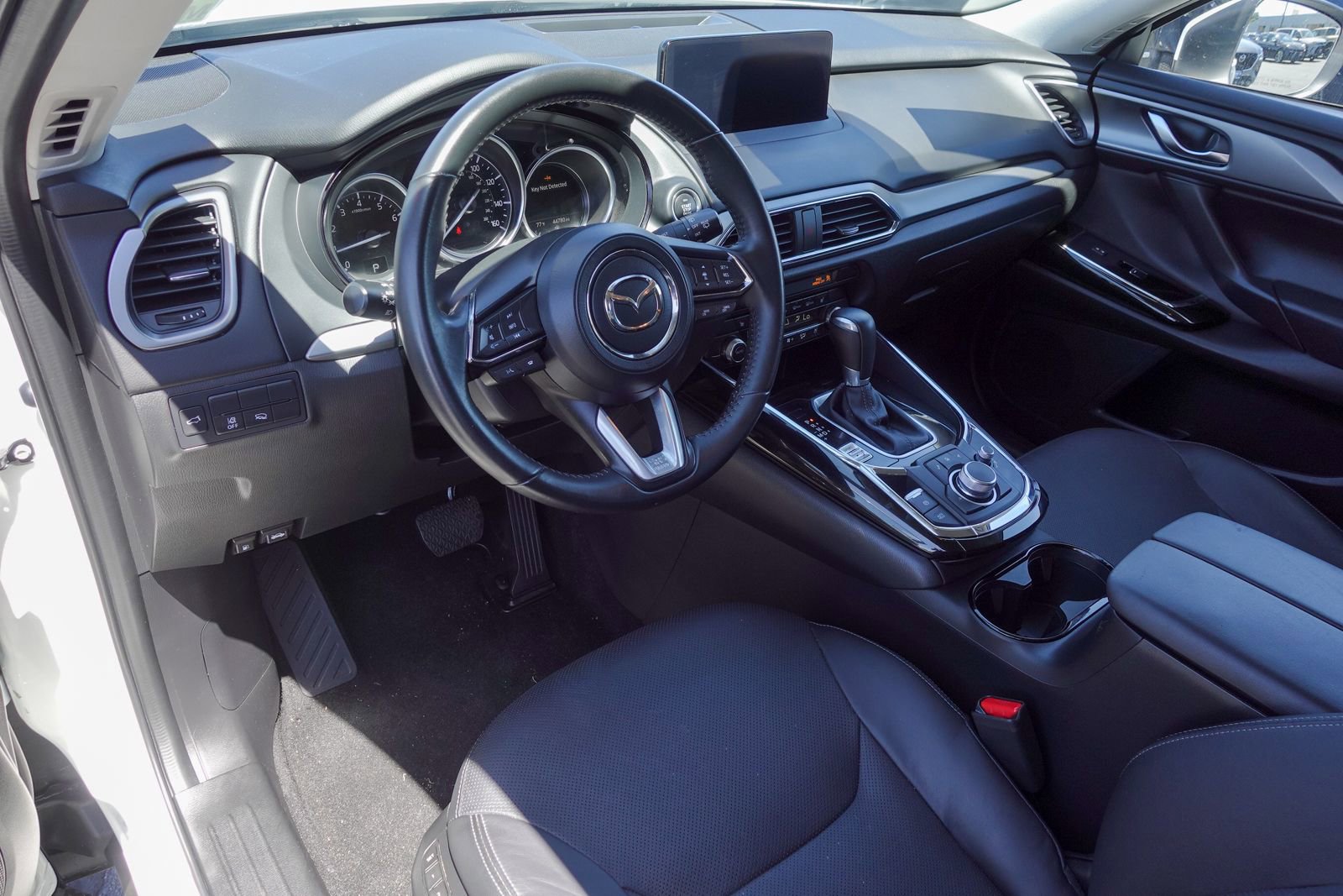 Certified 2023 MAZDA CX-9 Touring Plus AWD/4WD image 11