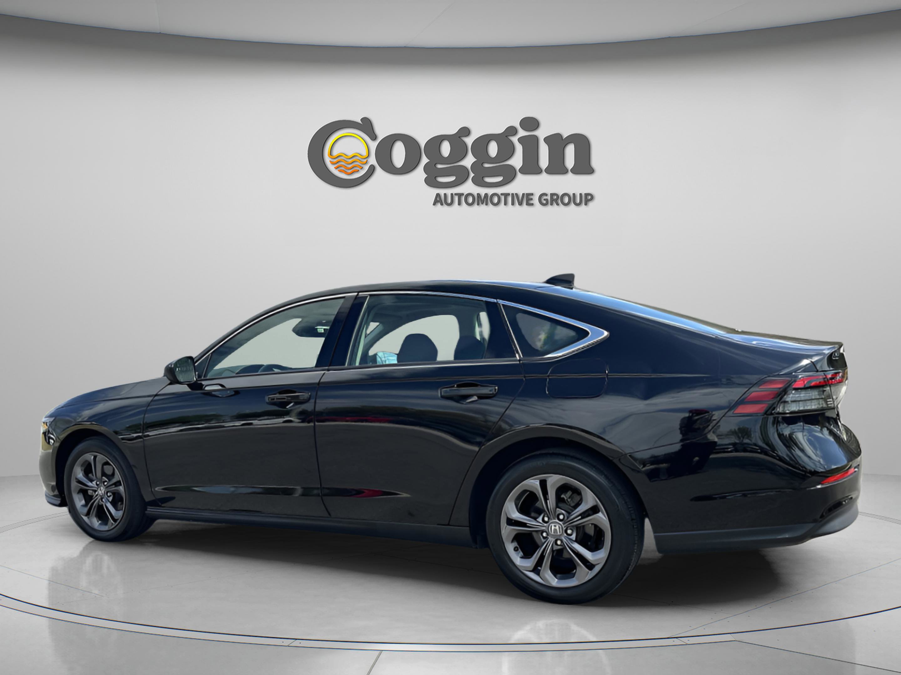 Used 2023 Honda Accord EX image 5