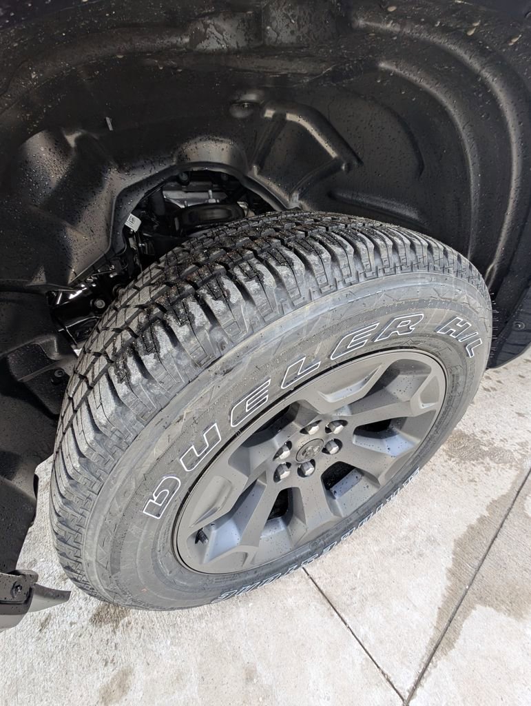 New 2026 RAM 1500 4x4 Crew Cab image 45