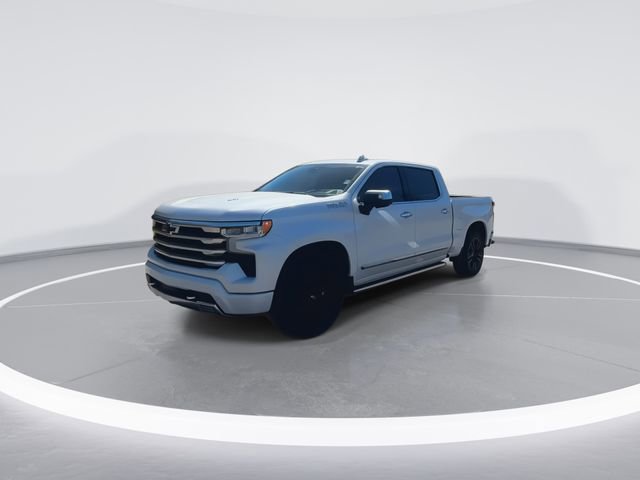 Used 2023 Chevrolet Silverado 1500 High Country w/ High Country Premium Package AWD/4WD image 5