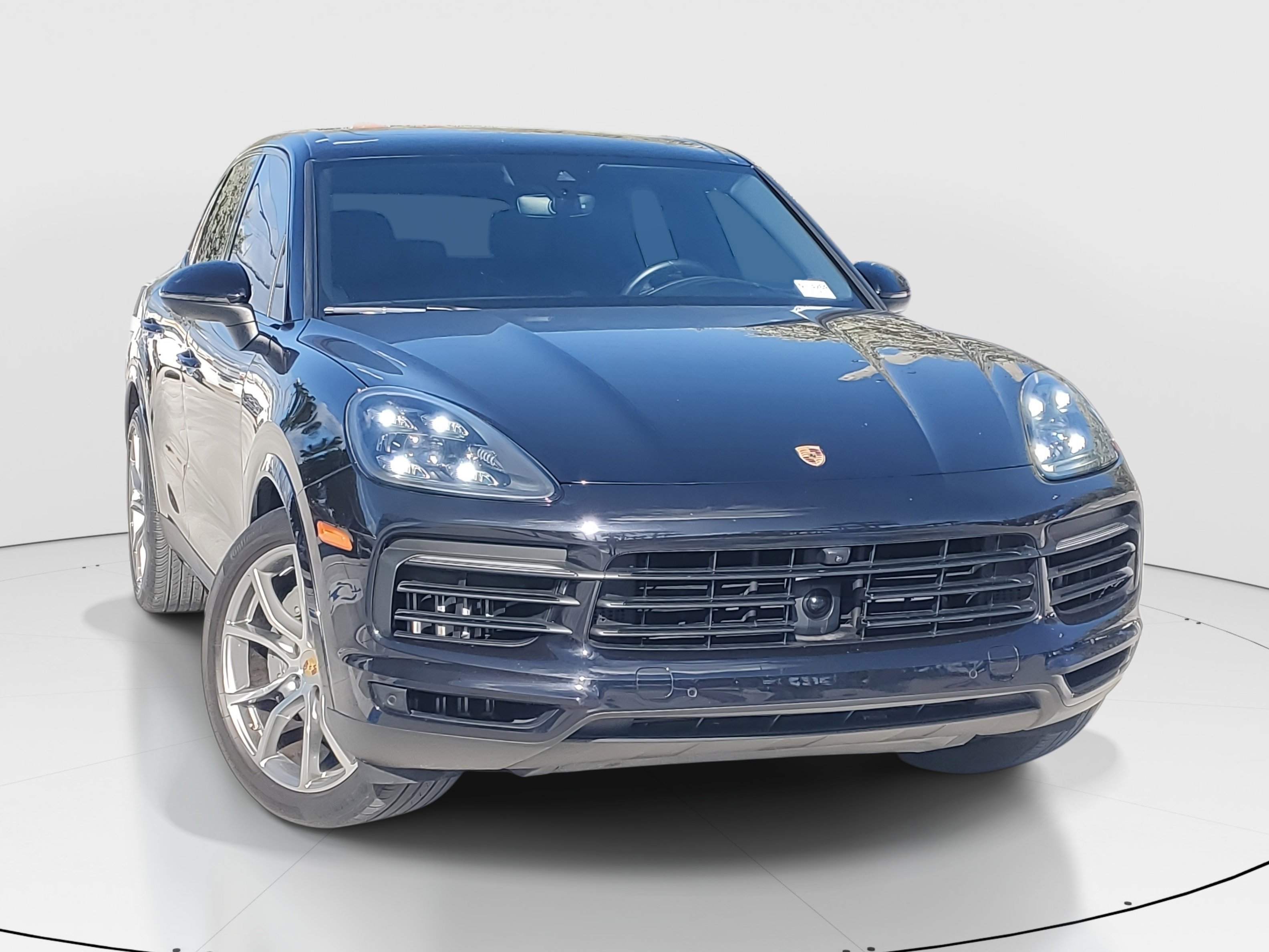 Used 2022 Porsche Cayenne S image 2