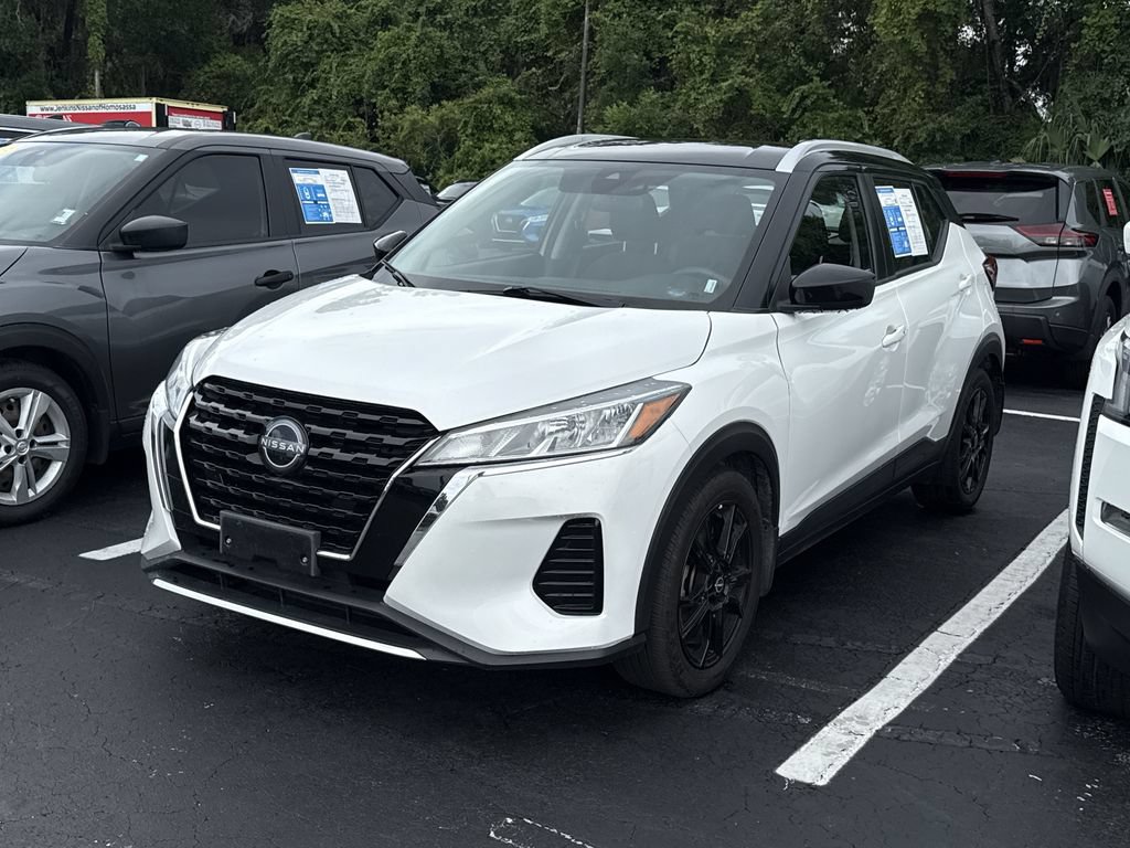Certified 2024 Nissan Kicks SV FWD image 2