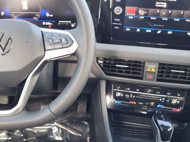 New 2026 Volkswagen Jetta SE FWD image 27