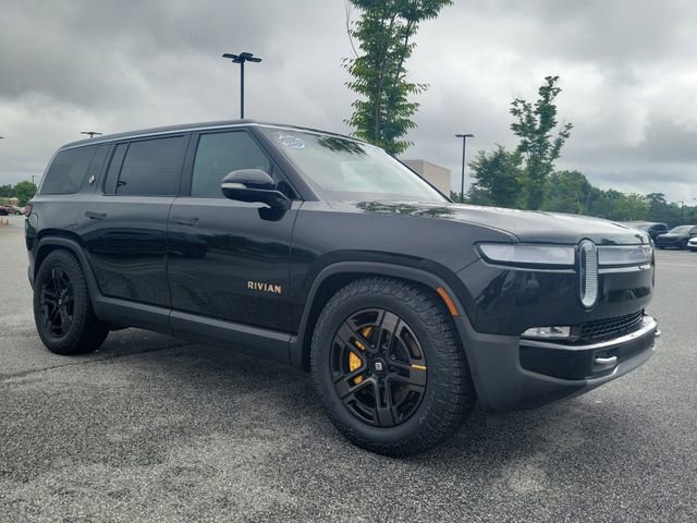 Used 2024 Rivian R1S Adventure AWD/4WD image 3