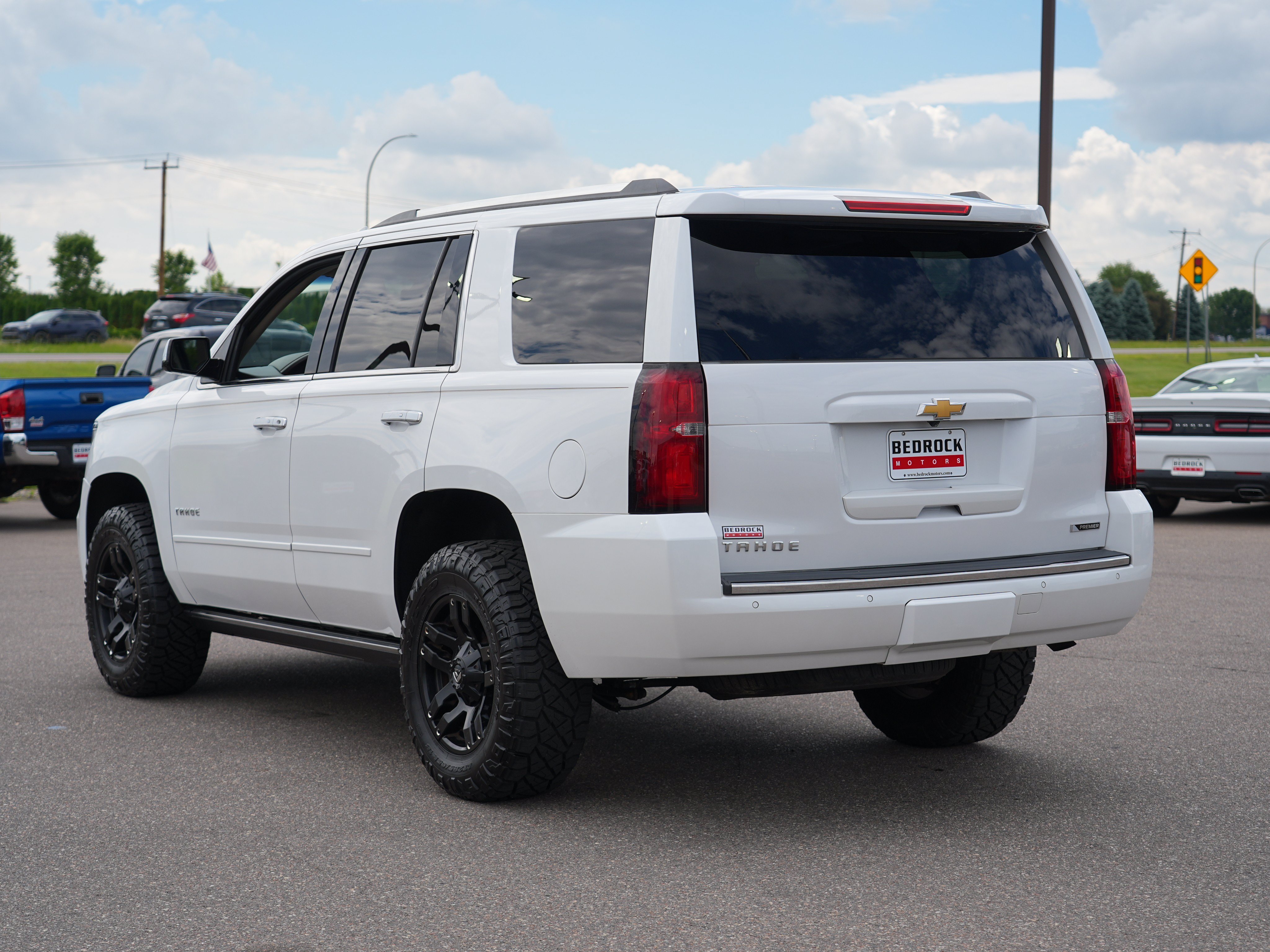 Used 2018 Chevrolet Tahoe Premier AWD/4WD image 5