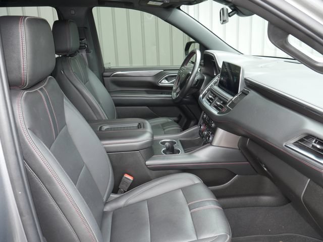 Used 2022 Chevrolet Tahoe RST w/ Luxury Package AWD/4WD image 28