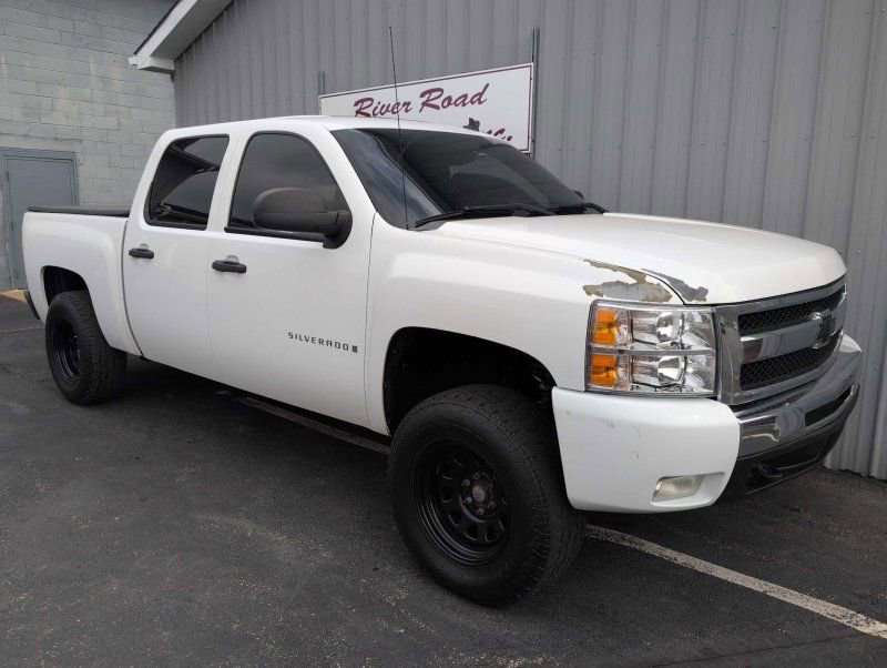 Used 2009 Chevrolet Silverado 1500 LT w/ Power Pack Plus image 1