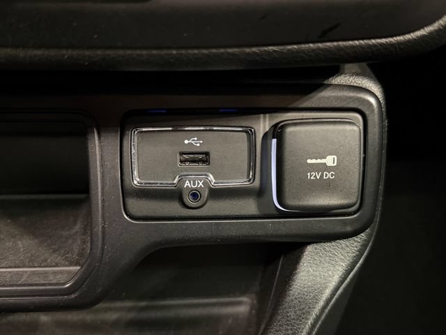 Used 2019 Jeep Renegade Altitude w/ Quick Order Package 2XM FWD image 33