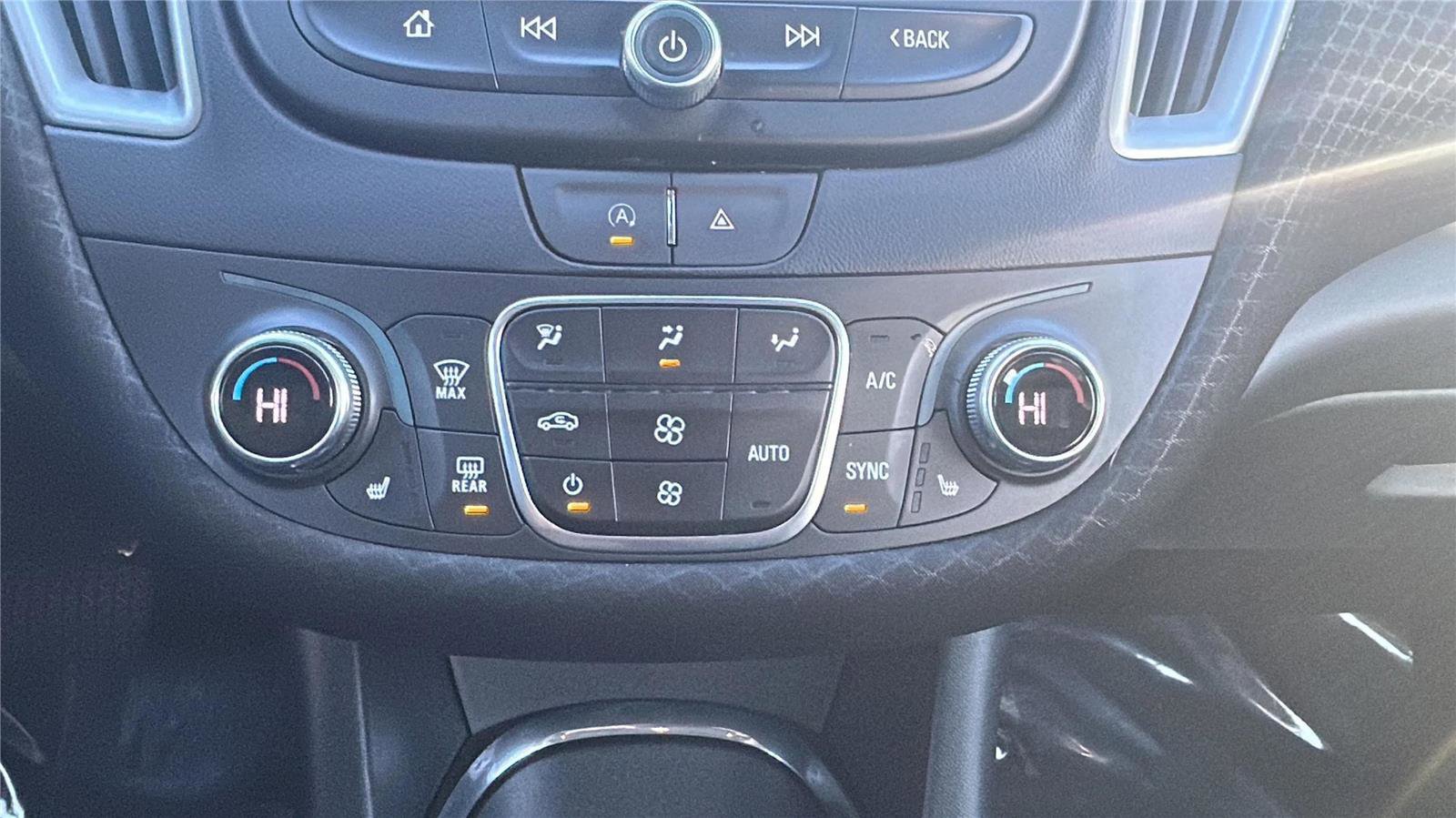 Used 2023 Chevrolet Malibu LT image 18