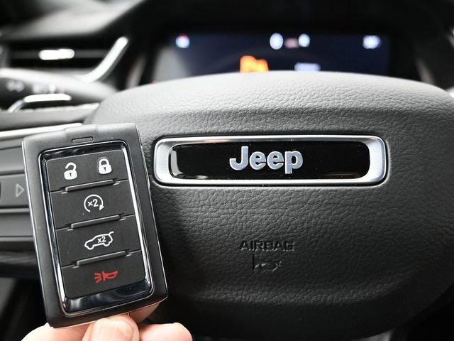 New 2025 Jeep Grand Cherokee L Laredo image 41