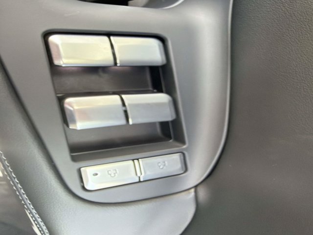 New 2026 Lincoln Navigator L Reserve w/ Jet Appearance Package AWD/4WD image 9