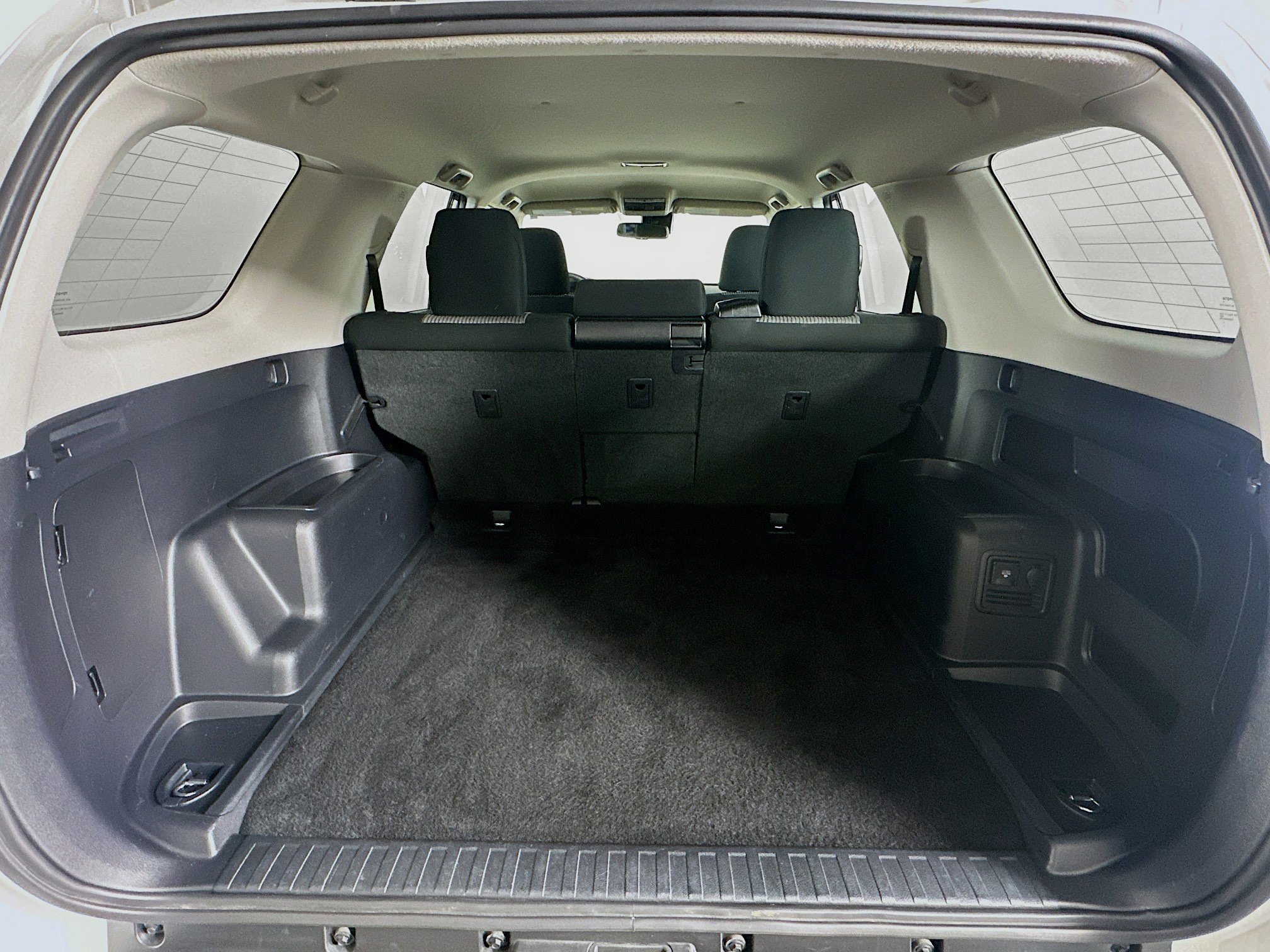 Used 2024 Toyota 4Runner SR5 image 29