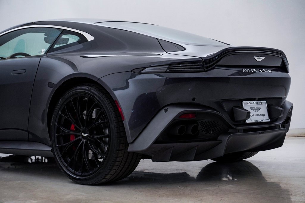 Used 2023 Aston Martin V8 Vantage Coupe image 11