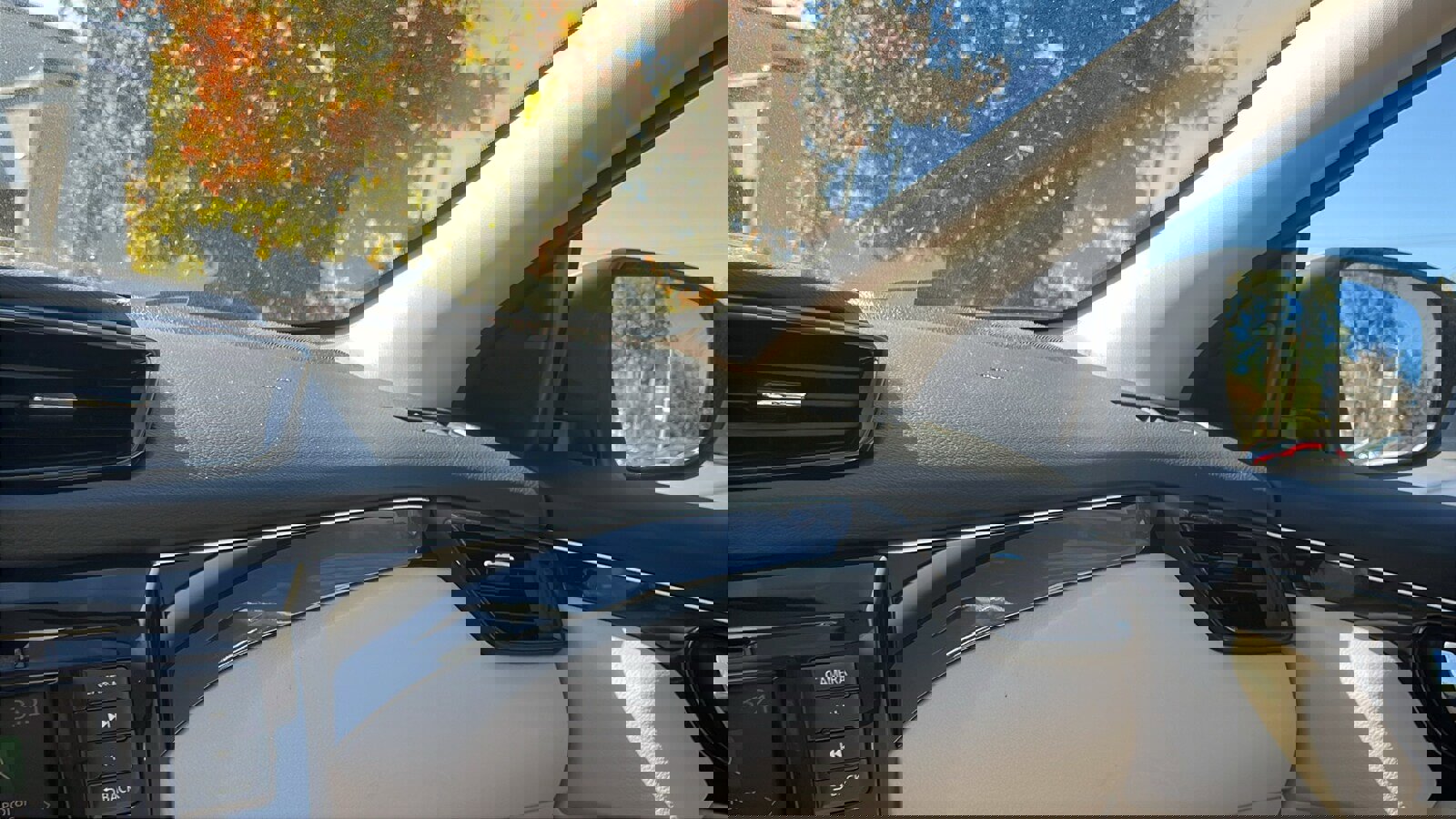 Used 2019 Nissan Rogue Sport SL w/ Premium Package image 20