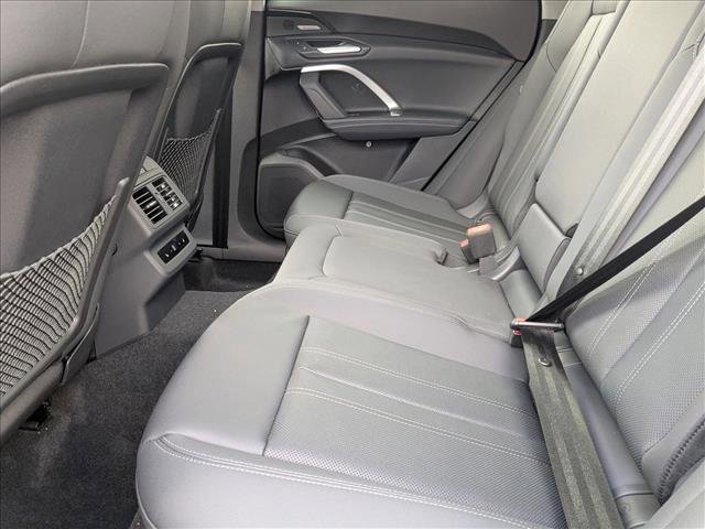 New 2025 Audi Q5 Prestige image 15