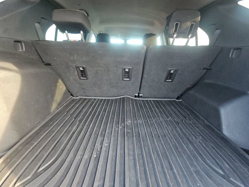 Used 2019 Chevrolet Equinox LT FWD image 12