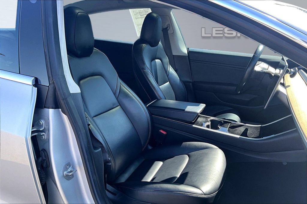 Used 2018 Tesla Model 3 Long Range RWD image 7
