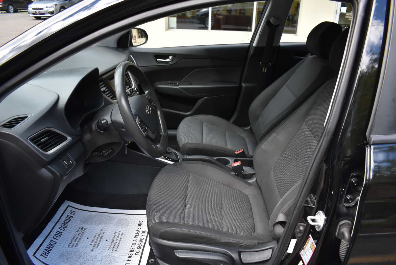 Used 2020 Hyundai Accent SE FWD image 10