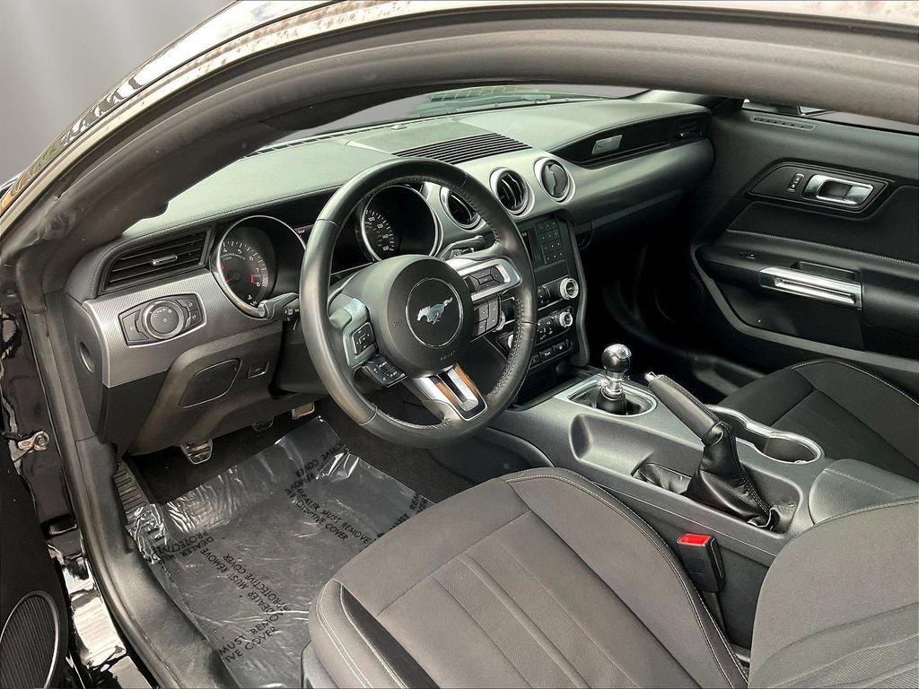 Used 2022 Ford Mustang GT RWD image 16