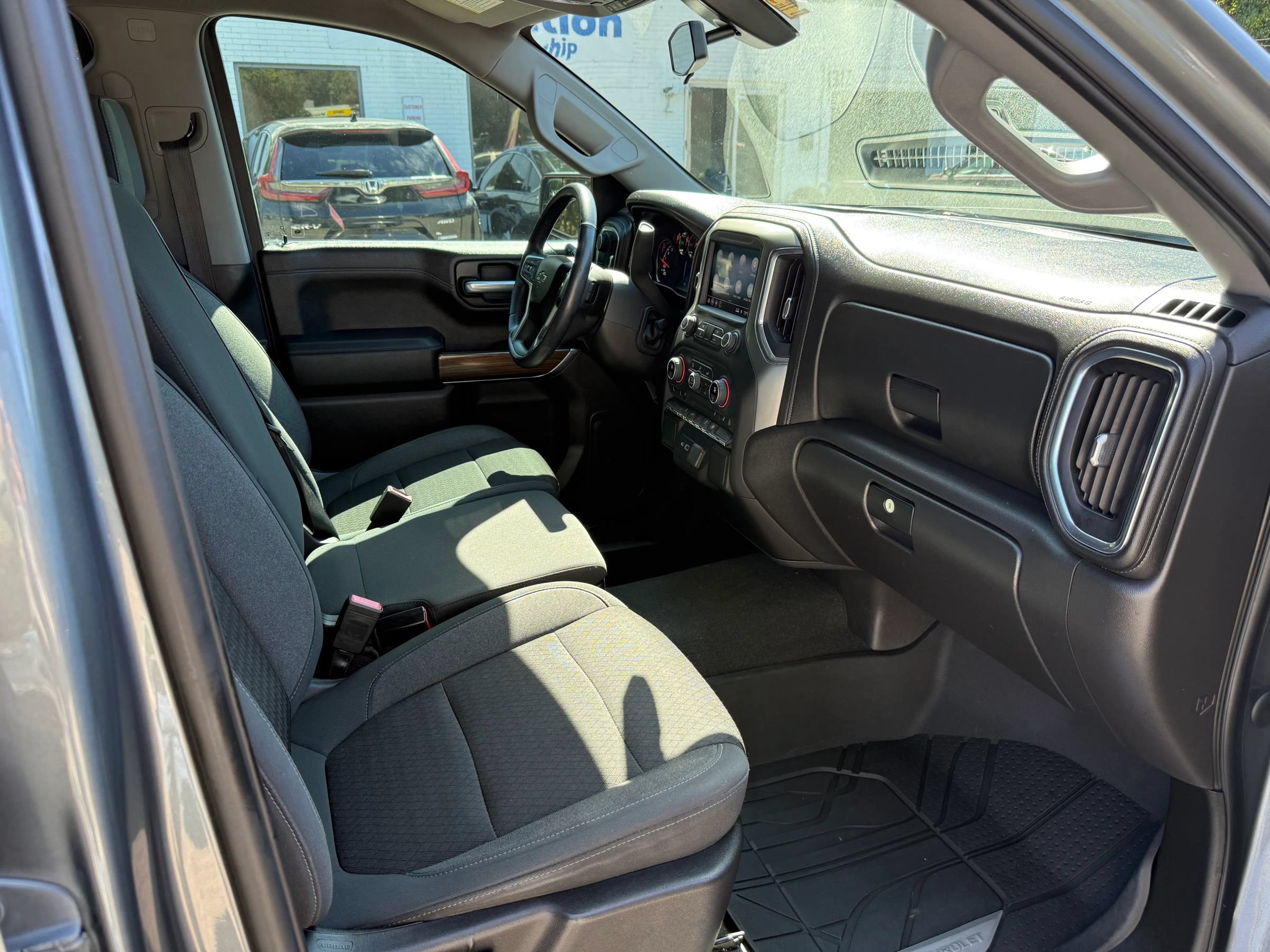 Used 2021 Chevrolet Silverado 1500 RST w/ Bed Protection Package RWD image 13