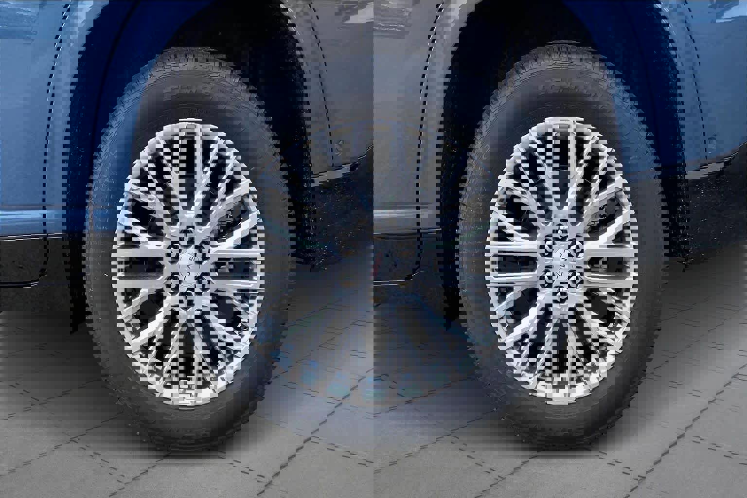 New 2026 GMC Acadia Denali image 11