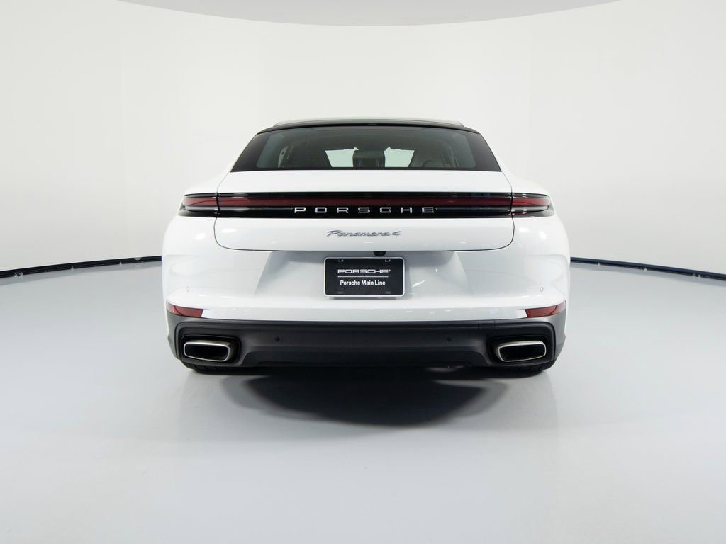 Certified 2025 Porsche Panamera 4 image 9