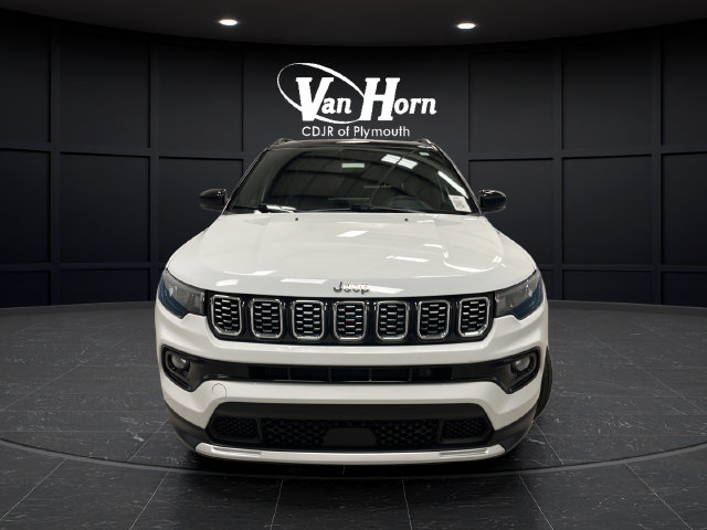 Used 2025 Jeep Compass Limited AWD/4WD image 2
