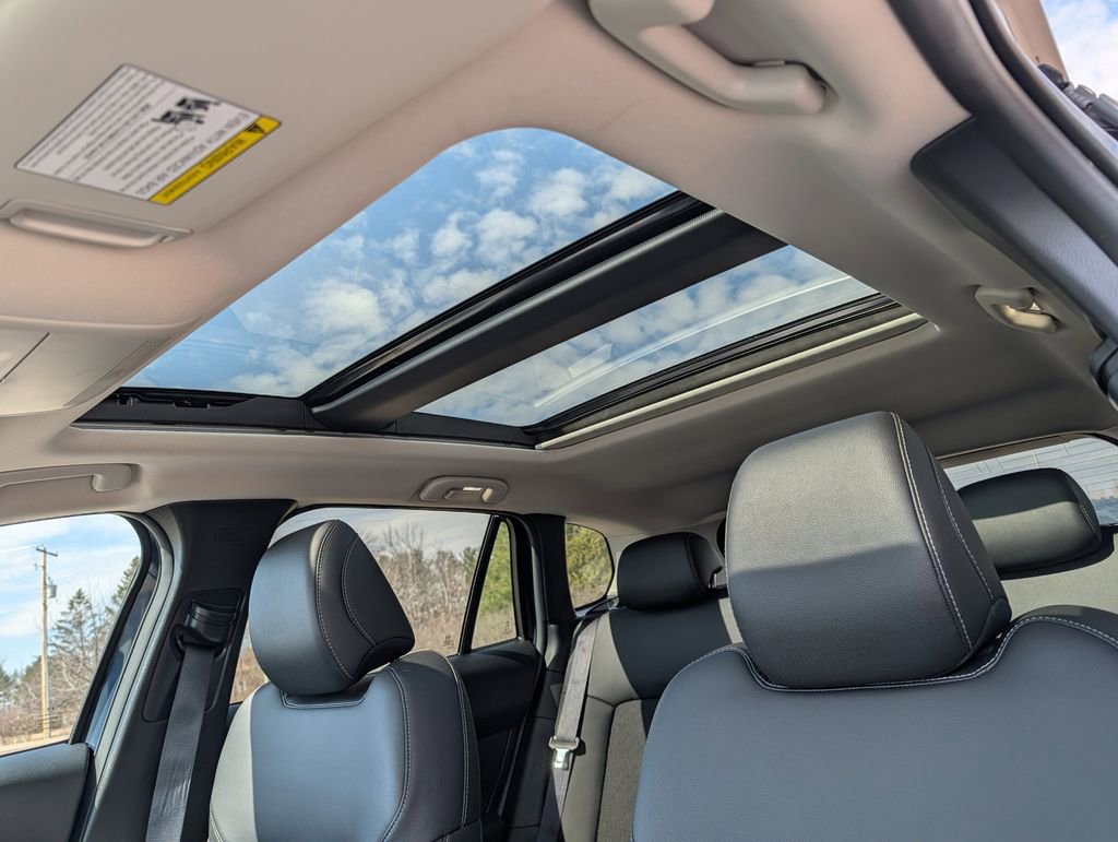 Used 2025 MAZDA CX-50 AWD 2.5 S w/ Premium Package image 18