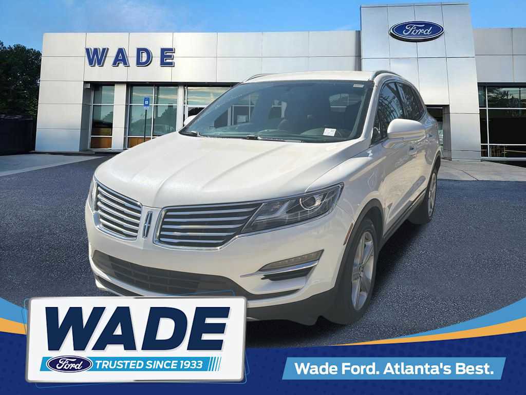 Used 2017 Lincoln MKC Premiere image 1