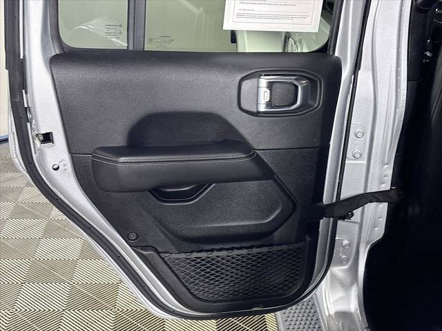 Certified 2022 Jeep Wrangler Unlimited Sahara AWD/4WD image 20