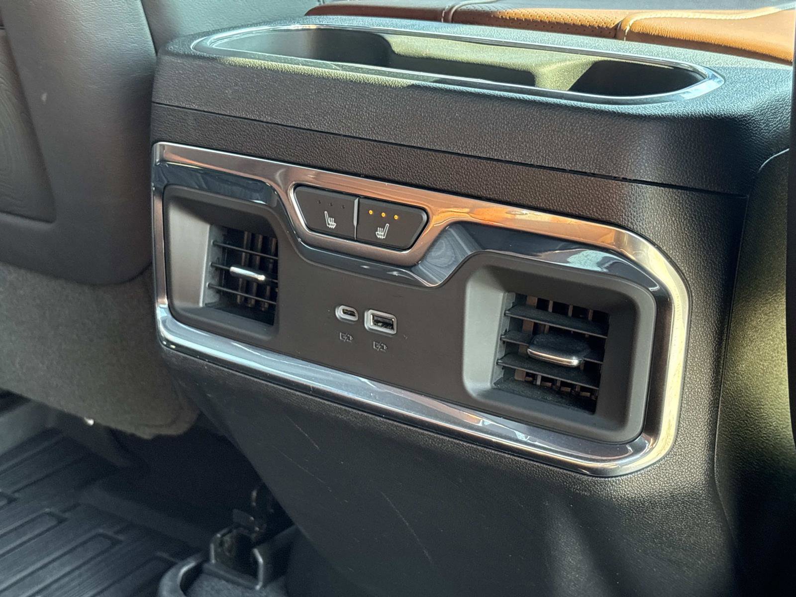 Certified 2024 GMC Sierra 2500 Denali Ultimate image 33