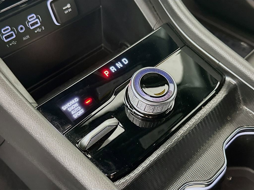 Certified 2025 Jeep Grand Cherokee Limited image 27