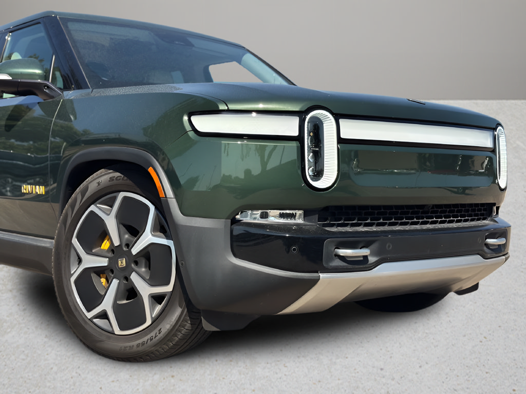Used 2024 Rivian R1T Adventure Quad AWD/4WD image 23