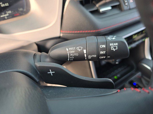 Used 2025 Toyota RAV4 XSE image 32