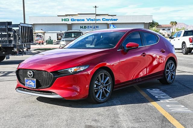 Used 2023 MAZDA MAZDA3 s FWD image 3