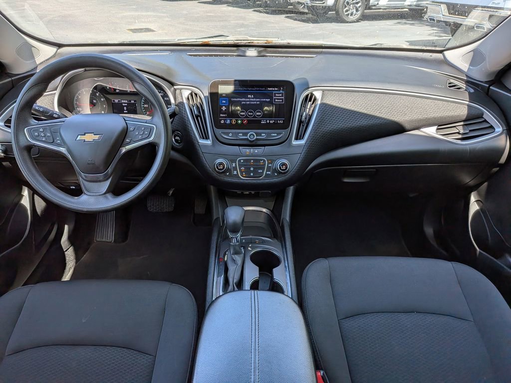 Used 2024 Chevrolet Malibu LT FWD image 14