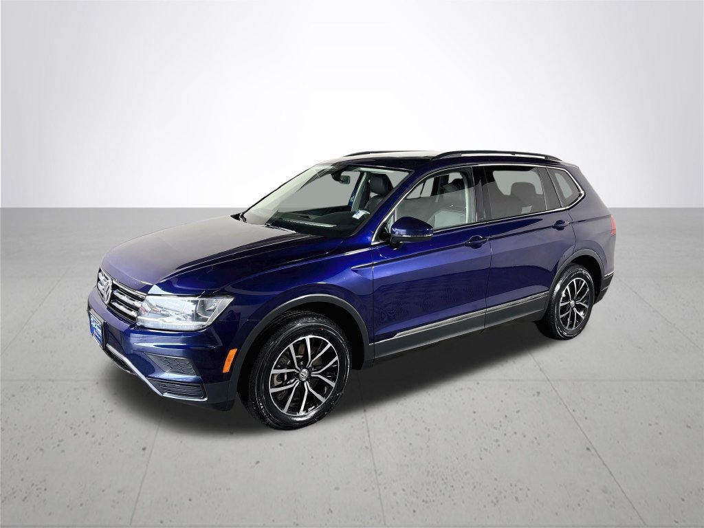 Certified 2021 Volkswagen Tiguan SE w/ Panoramic Sunroof Package AWD/4WD image 2