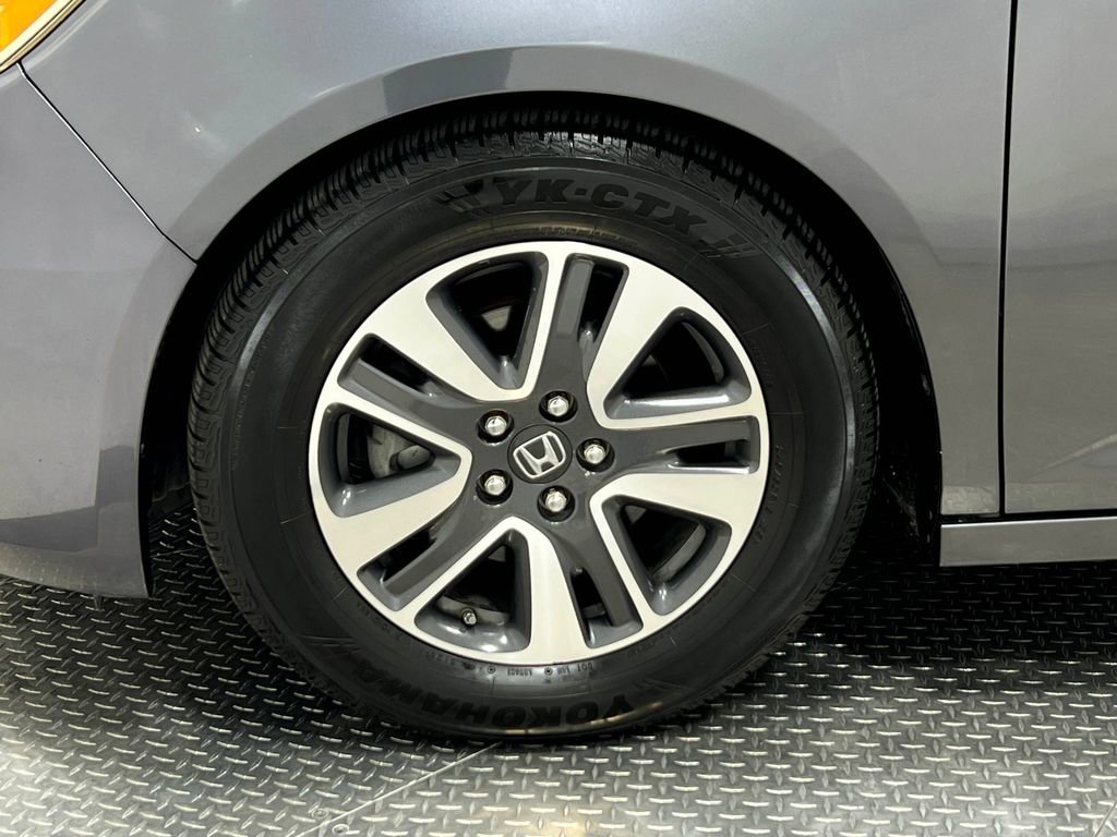 Used 2016 Honda Odyssey Touring image 37