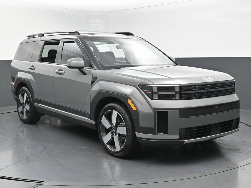 Used 2024 Hyundai Santa Fe Limited image 3