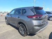 Used 2023 Nissan Rogue S image 6