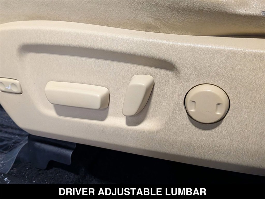 Used 2014 Toyota Highlander Limited Platinum image 14