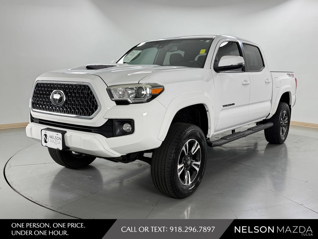 Used 2018 Toyota Tacoma TRD Sport w/ Technology Package AWD/4WD image 1