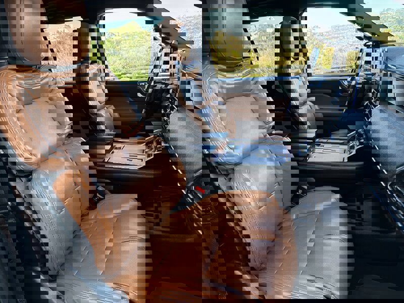 Used 2020 Lincoln Navigator L Reserve w/ Luxury Package image 14