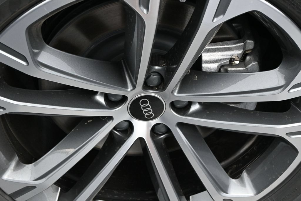 New 2026 Audi Q7 2.0T Premium AWD/4WD image 20