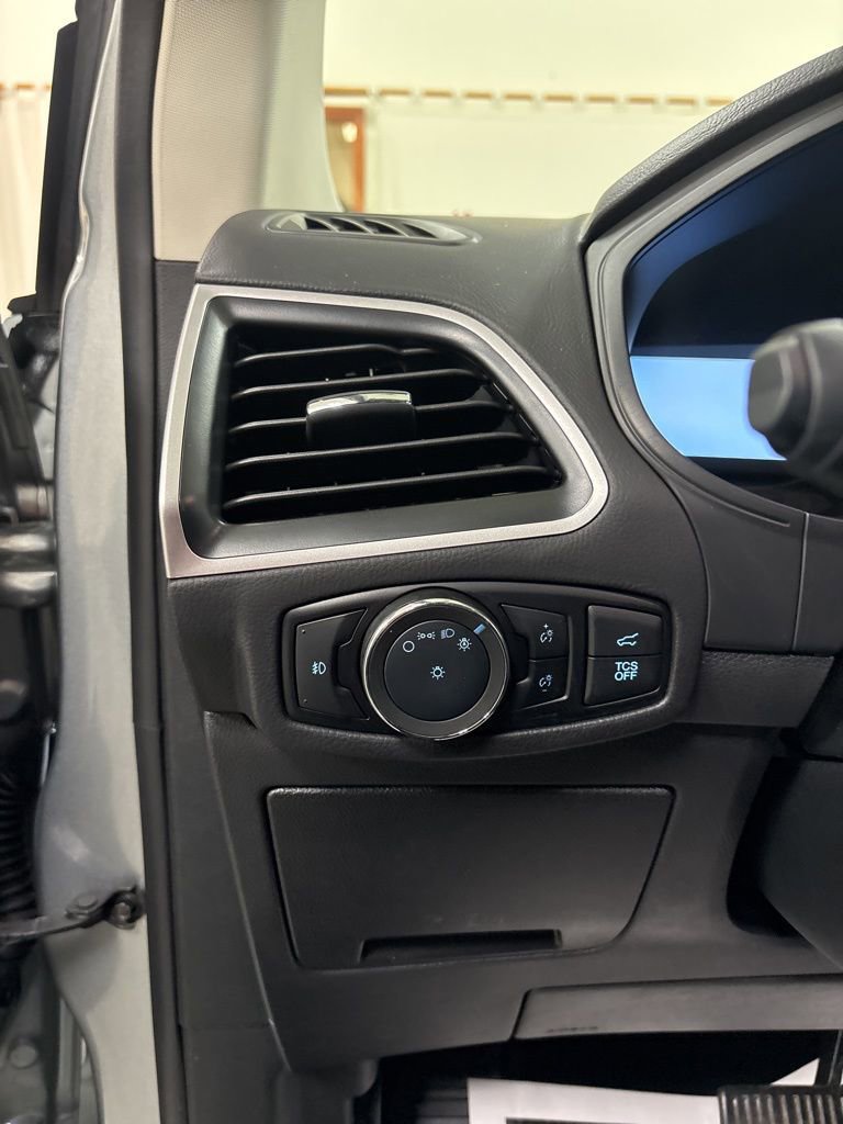 Used 2024 Ford Edge SEL w/ Convenience Package image 10