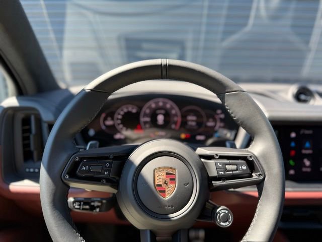 New 2025 Porsche Cayenne GTS image 17