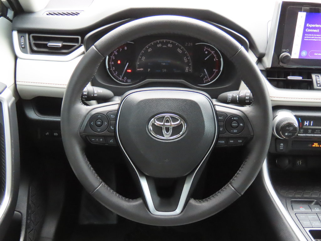Used 2024 Toyota RAV4 XLE Premium AWD/4WD image 39