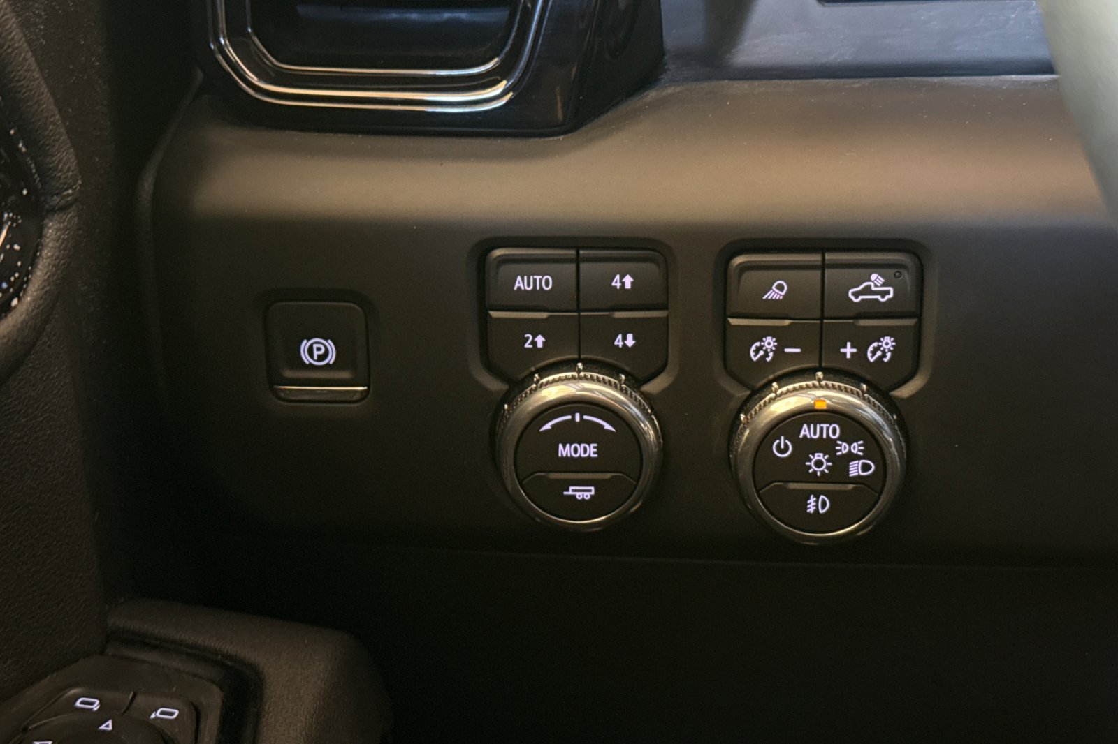 Used 2026 GMC Sierra 1500 AT4 AWD/4WD image 34