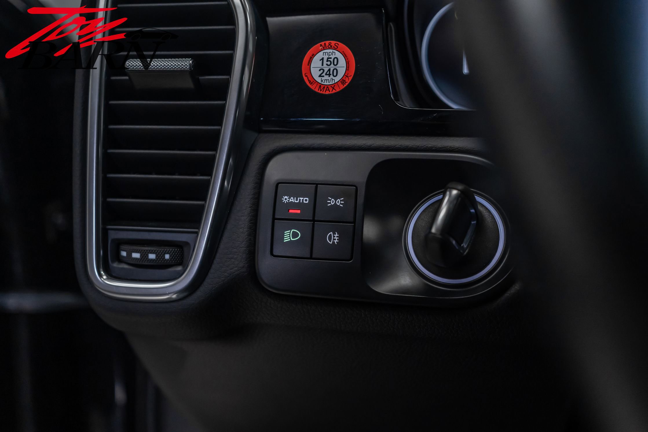 Used 2022 Porsche Cayenne S image 26